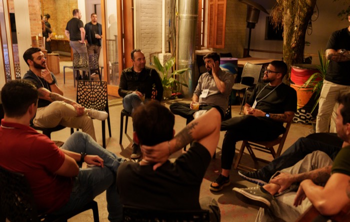 Roda de conversa entre participantes